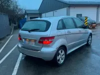 Gebraucht Mercedes B160 95 PS (69 kW) 2009 Silber Kleinwagen