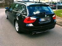 gebraucht BMW 318 i TOP ZUSTAND 4100€ steuerkette Neu PANORAMA DACH ,NAVI