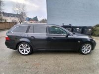 Gebraucht BMW 525 250 PS (183 kW) 2010 Schwarz Kombi