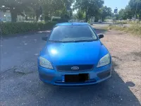 Gebraucht Ford Focus Trend 101 PS (74 kW) 2006 Blau Limousine