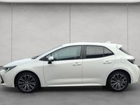 Gebraucht Toyota Corolla Team 116 PS (85 kW) 2021 Weiß Limousine