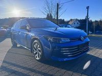 Gebraucht VW Passat Business 150 PS (110 kW) 2024 Blau Kombi
