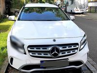 Gebraucht Mercedes GLA180 130 PS (95 kW) 2020 Weiß SUV
