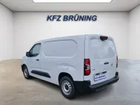 Gebraucht Opel Combo Edition 131 PS (96 kW) 2025 Weiß Van / Kleinbus