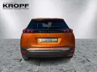 Gebraucht Peugeot e-2008 Active 100 kW (136 PS) 2022 Orange SUV