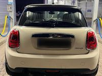 Gebraucht Mini Cooper 102 PS (75 kW) 2016 Weiß Kleinwagen