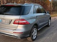 Gebraucht Mercedes ML250 204 PS (150 kW) 2012 Grau SUV