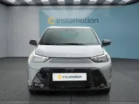 Neu Toyota Aygo X 116 PS (85 kW) 2026 Grün SUV