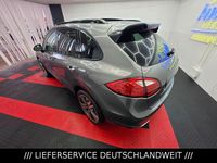 Second-hand Porsche Cayenne 245 CP (180 kW) 2012 Gri SUV