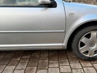 Gebraucht VW Golf IV 104 PS (76 kW) 2001 Silber Kleinwagen
