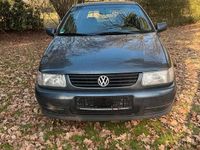 Gebraucht VW Polo 60 PS (44 kW) 1999 Schwarz Kleinwagen