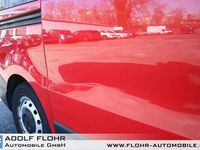 Gebraucht Renault Trafic Authentique 95 PS (69 kW) 2018 Volcano red Van / Kleinbus