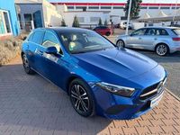 Gebraucht Mercedes A250 Progressive 163 PS (119 kW) 2023 Spektralblau (metallic) Limousine