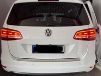 Gebraucht VW Sharan Highline 150 PS (110 kW) 2020 Weiß Van / Kleinbus