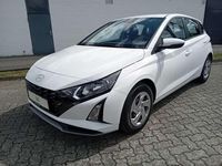 Neu Hyundai i20 Select 101 PS (74 kW) 2025 Atlas white Kleinwagen