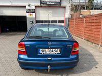Gebraucht Opel Astra 101 PS (74 kW) 2002 Blau Limousine