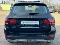 Gebraucht Mercedes GLC300e 306 PS (225 kW) 2022 Schwarz SUV