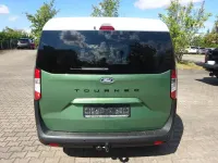 Neu Ford Tourneo Courier Active 125 PS (91 kW) 2026 Grün Van / Kleinbus
