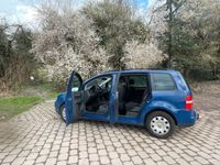 gebraucht VW Touran 1,6 FSI Benzin