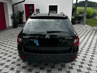 Gebraucht Skoda Octavia Ambition 150 PS (110 kW) 2017 Schwarz Kombi