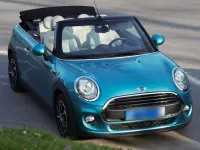 Used Mini ONE 102 HP (75 kW) 2017 Blue Hatchback