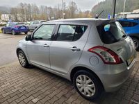 Gebraucht Suzuki Swift Club 94 PS (69 kW) 2011 Silky silver Kleinwagen