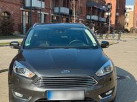 Gebraucht Ford Focus Titanium 120 PS (88 kW) 2014 Grau Kombi