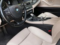 Gebraucht BMW 523 204 PS (150 kW) 2010 Grau Limousine