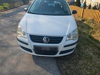 Gebraucht VW Polo 60 PS (44 kW) 2007 Weiß Kleinwagen