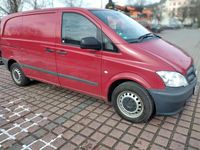 Gebraucht Mercedes Vito 95 PS (69 kW) 2011 Rot Van