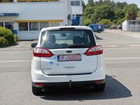 Gebraucht Ford Grand C-Max SYNC Edition 140 PS (102 kW) 2014 Weiß Van / Kleinbus