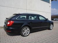 Gebraucht Skoda Superb 170 PS (125 kW) 2010 Schwarzmagic perleffekt Kombi