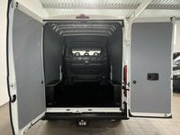 Gebraucht Peugeot Boxer 131 PS (96 kW) 2018 Weiß Van