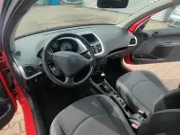 Gebraucht Peugeot 206+ 85 PS (62 kW) 2009 Rot Kleinwagen
