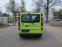 Second-hand Opel Vivaro 95 CP (69 kW) 2018 Verde Monovolum