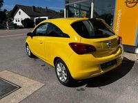 Gebraucht Opel Corsa drive 90 PS (66 kW) 2016 Sunny yellow (uni) Kleinwagen