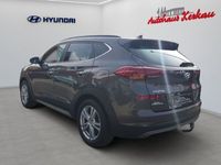 gebraucht Hyundai Tucson blue 2.0 CRDi 4WD Aut. Premium+Anhängekupplung