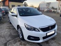 Gebraucht Peugeot 308 SW Active 131 PS (96 kW) 2018 Weiß Kombi