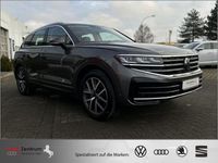 Gebraucht VW Touareg Elegance 286 PS (210 kW) 2025 Silicon gray metallic SUV