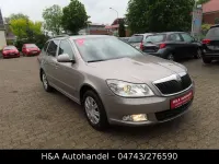 Gebraucht Skoda Octavia Ambition 105 PS (77 kW) 2012 Beige Kombi