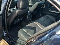 Gebraucht BMW 330 258 PS (189 kW) 2006 Limousine