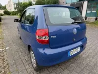 Gebraucht VW Fox 54 PS (39 kW) 2010 Blau Kleinwagen