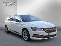 Używany Skoda Superb Style 190 KM (139 kW) 2019 Biały Kombi