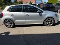 Gebraucht VW Polo Comfortline 90 PS (66 kW) 2015 Silber Kleinwagen