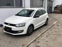 Gebraucht VW Polo 70 PS (51 kW) 2012 Weiß Kleinwagen