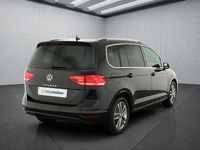 Neu VW Touran 150 PS (110 kW) 2025 Schwarz Van / Kleinbus