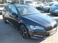 Gebraucht Skoda Superb SportLine 150 PS (110 kW) 2023 Schwarzmagic perleffekt Kombi