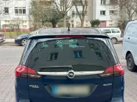 Usata Opel Zafira 140 CV (102 kW) 2012 Blu Monovolume