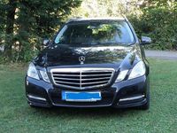 Gebraucht Mercedes E220 Avantgarde 170 PS (125 kW) 2010 Schwarz Kombi