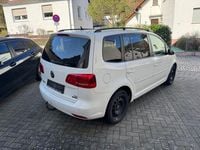 Gebraucht VW Touran 150 PS (110 kW) 2013 Weiß Van / Kleinbus